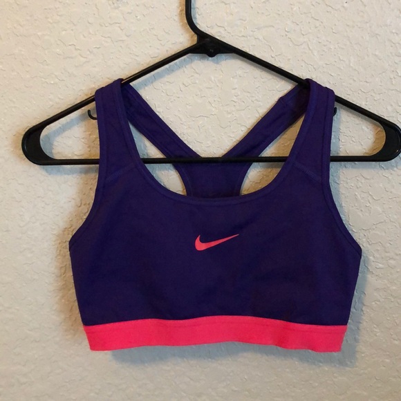 Nike sport bra - Picture 1 of 3